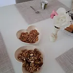 לינה וארוחת בוקר La Casa Di Memy *