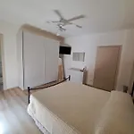 לינה וארוחת בוקר La Casa Di Memy *
