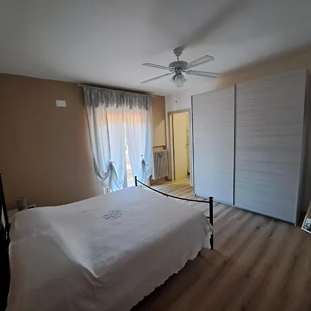 לינה וארוחת בוקר La Casa Di Memy *