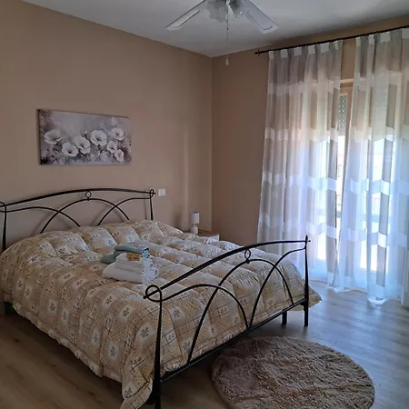 La Casa Di Memy Bed & Breakfast Gualdo Tadino
